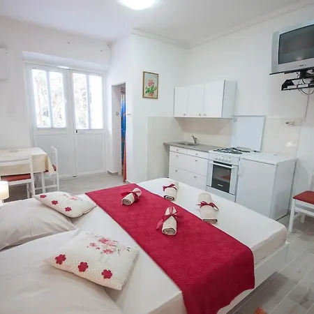 Apartments-room Srijemsi