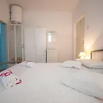 Lägenhet Apartments-room Srijemsi