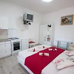 Apartments-room Srijemsi Mlini