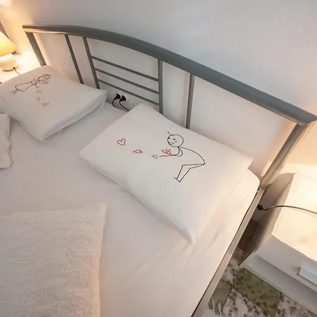 Apartments-room Srijemsi 米利尼