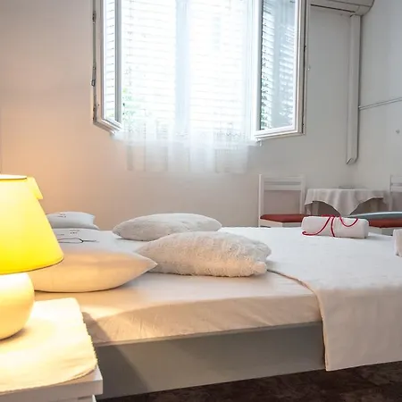 Apartments-room Srijemsi *