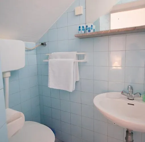 Apartments-room Srijemsi ムリニ