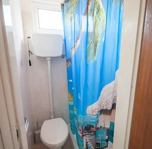 Apartments-room Srijemsi ムリニ